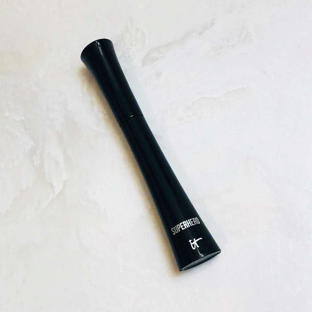 Superhero Volumizing & Lengthening Mascara